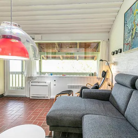 Apartamento 2 Bedroom Lovely In Allinge-Sandvig
