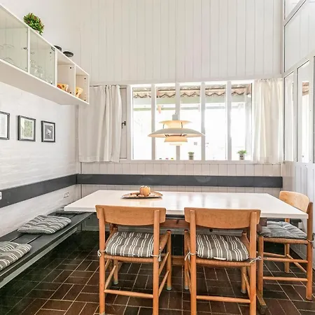 Apartamento 2 Bedroom Lovely In