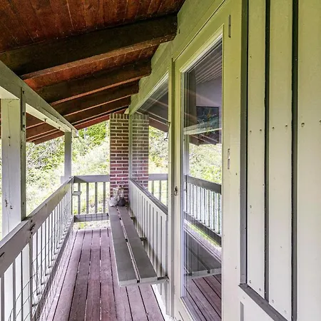 2 Bedroom Lovely In *